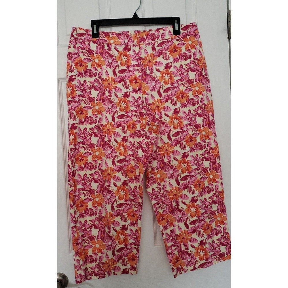 Kim Rogrrs Womans Capri Pants Size 12